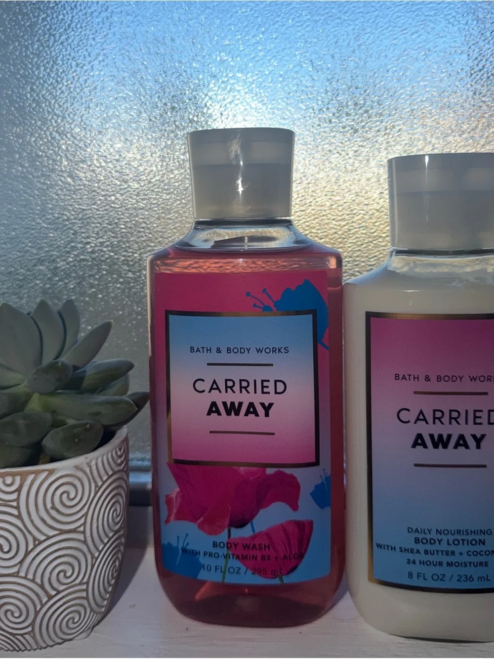 Bath & Body Works Carried Away Body Wash - Pink & Blue Accents